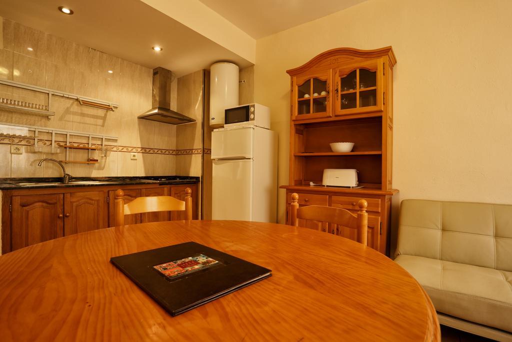 Apartaments Populetus Poboleda 外观 照片